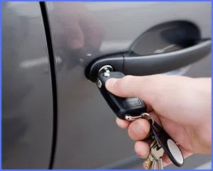 Milford Locksmith Store Milford, MA 508-392-4045 - car-door-unlocking