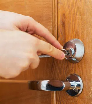 Milford Locksmith Store Milford, MA 508-392-4045 - emergency-locksmith-service